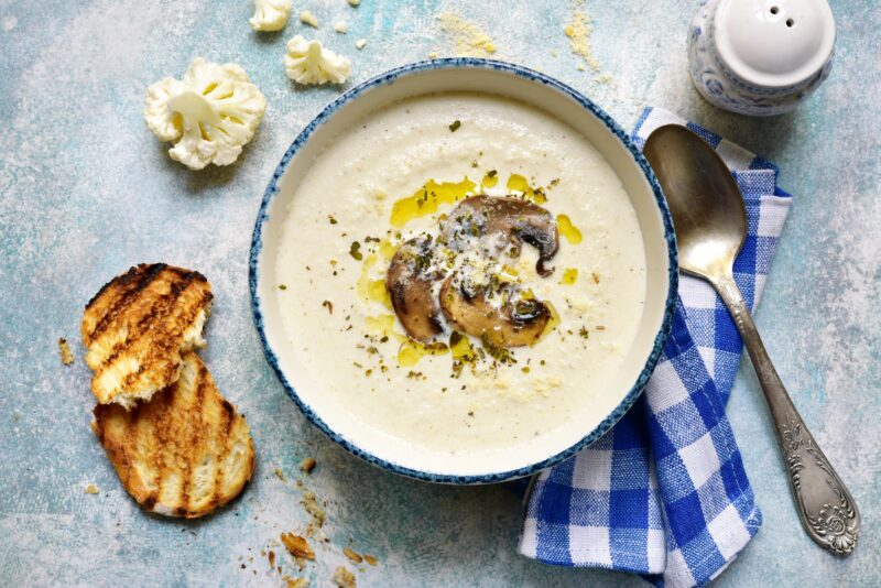 Romige Knoflooksoep met Champignons