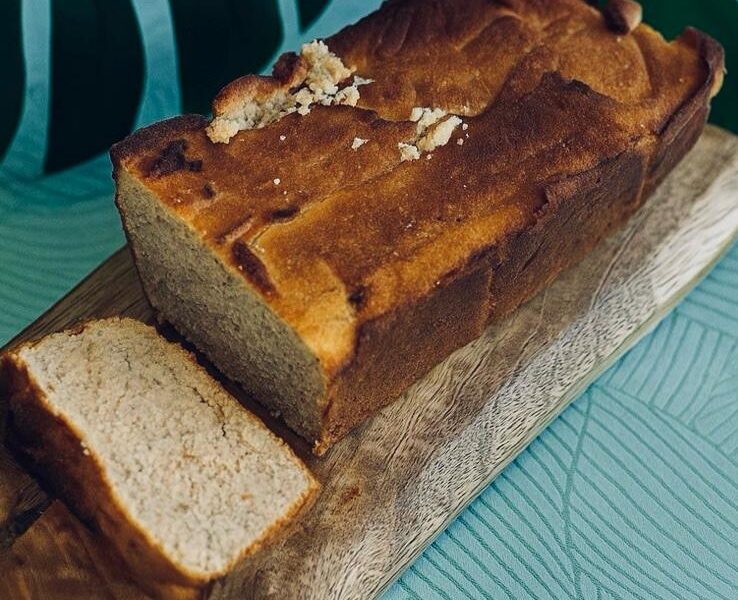 Bananencake met kokosbloem
