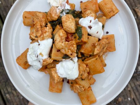 Tomatenpasta met Burrata en Kip🍝🍅🧀
