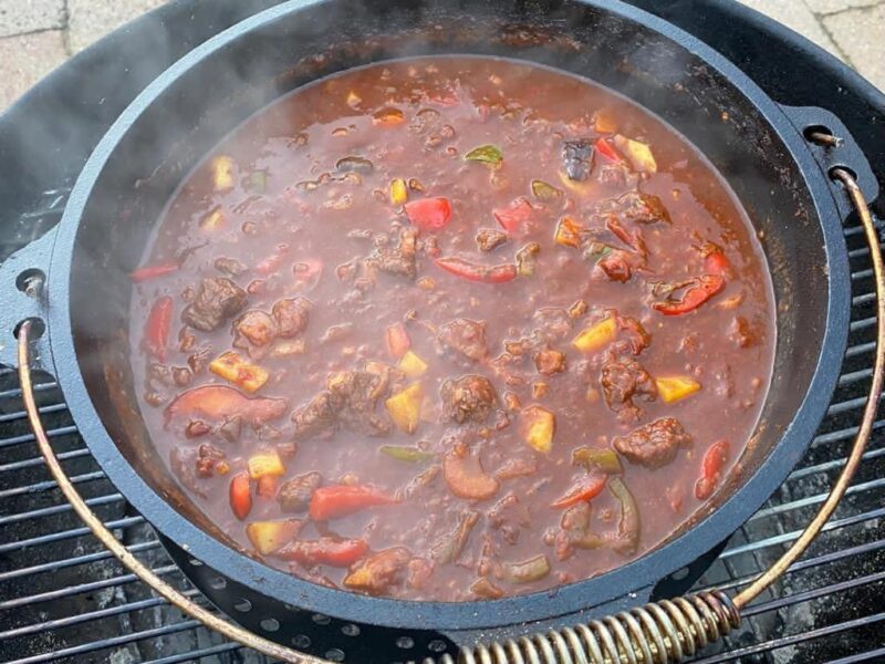 Pörkölt (Goulash)