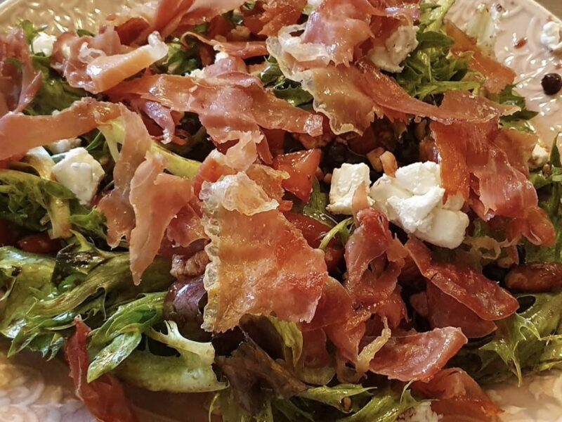 Gemengde Salade met Blauwe Bessen en Geitenkaas