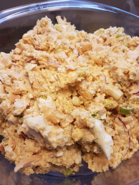 Koolraap salade met gerookte kip