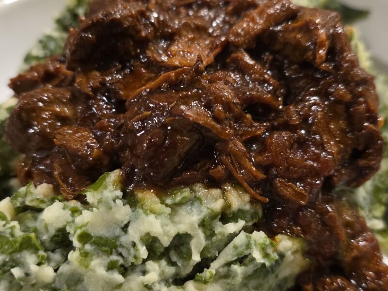 Boerenkoolstamppot met Caribisch Stoofvlees