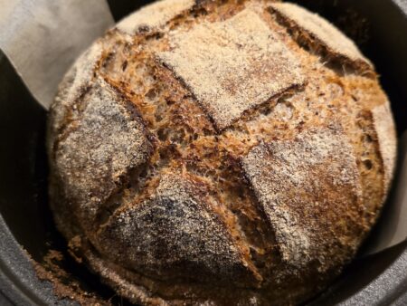 Zuurdesembrood met rode wintertarwe