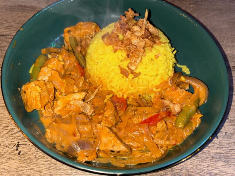 Rode Curry met Kokosmasala Rijst
