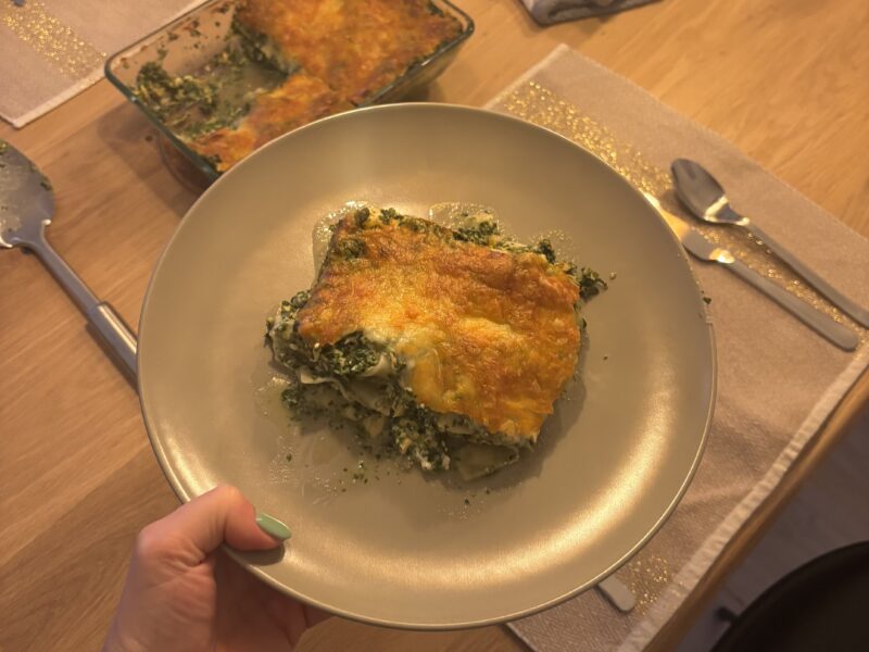 Romige zalm-spinazie lasagne
