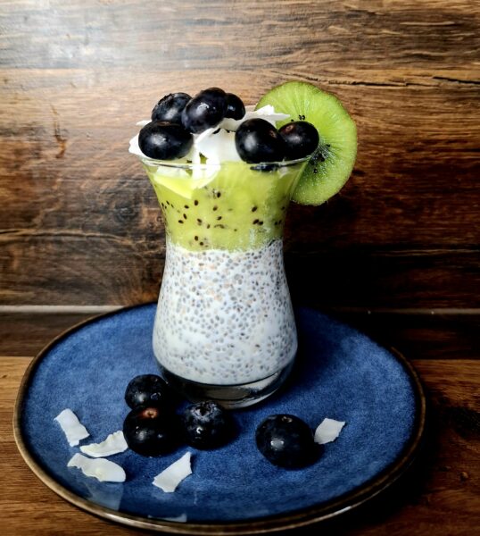 Kokosmelk met Chiazaad en Kiwi