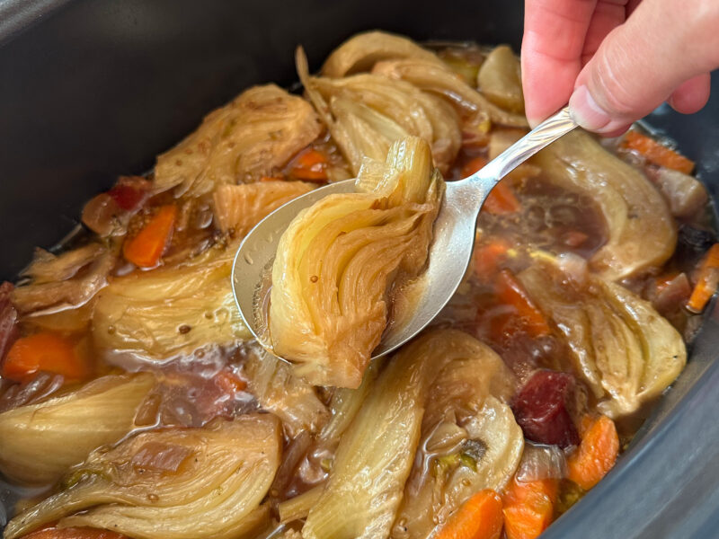 Gebraiseerde (of gestoofde) venkel uit de slowcooker