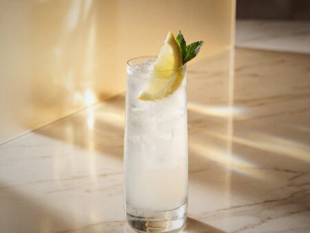 Elderflower Collins cocktail