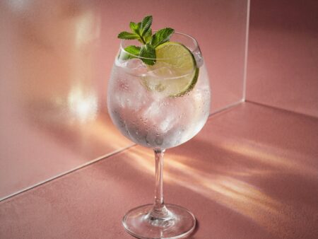 Lychee Spritz cocktail