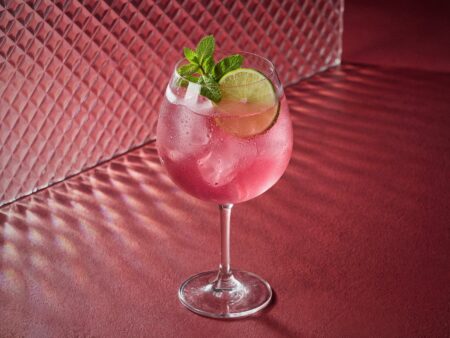 Raspberry Spritz cocktail