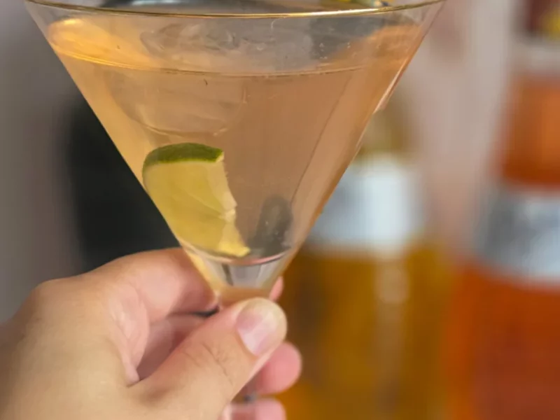 Tropical rosé spritz