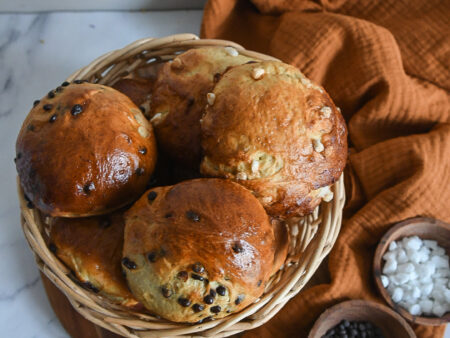Suiker- en chocoladebroodjes