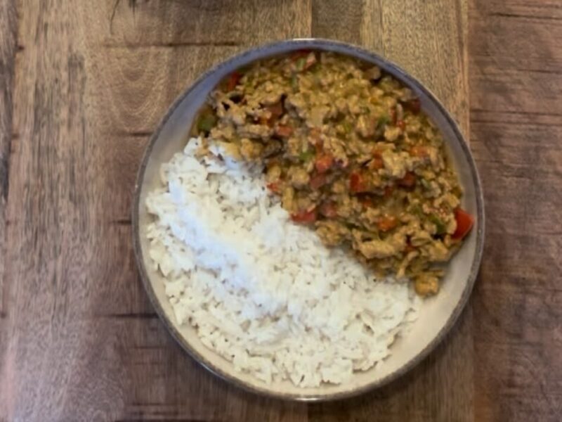 Romige Curry Kipgehakt Bowl