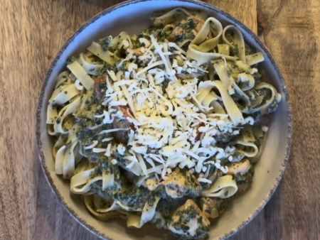 Romige Spinaziepasta met Kip