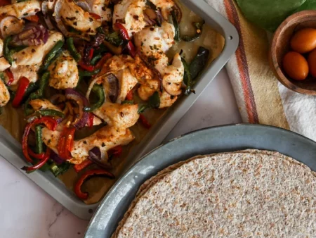 Chicken fajita wraps